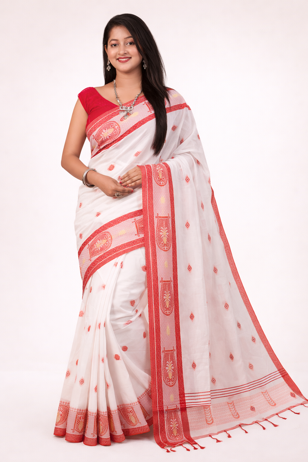 Classic White and Red Cotton Saree with Traditional Kulo Design | Premium Ethnic Wear | Mrs. SARDARNI