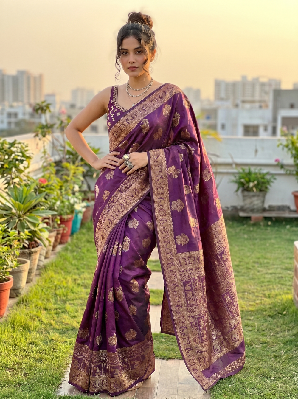 Mrs. SARDARNI Banarasi Jacquard Art Silk Saree - Midnight Nvy (Morni Collection)