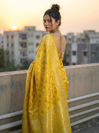 Mrs. SARDARNI Woven Soft Silk Saree - Yellow